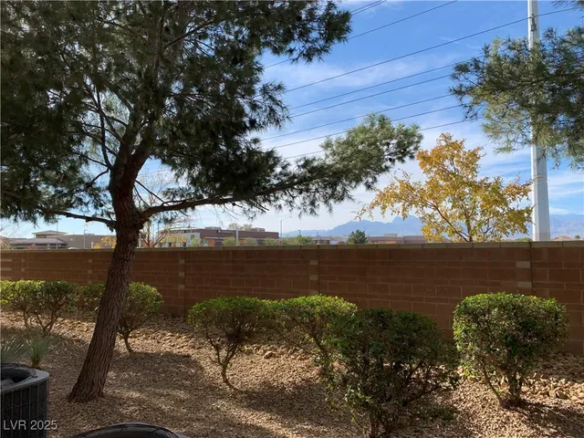 $1,350 | 6625 Abruzzi Drive, Unit 103, North Las Vegas, NV 89084