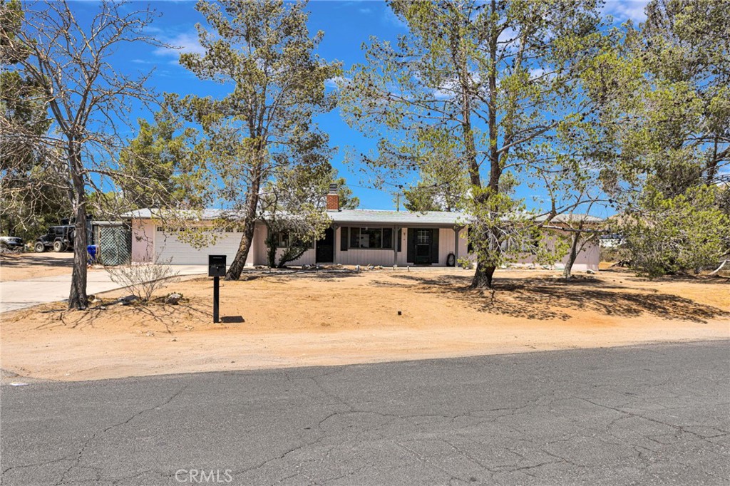 19282 Allegheny Road Apple Valley, CA 92307 - Photo 36 of 37 Gallery Image 36