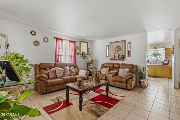 $239,900 | 2901 Harrison Avenue, El Paso, TX 79930