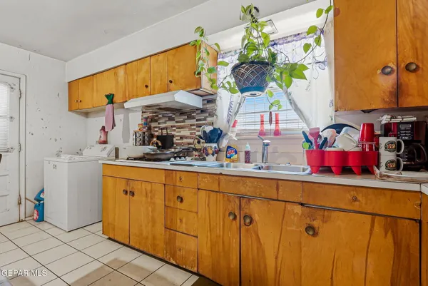 $239,900 | 2901 Harrison Avenue, El Paso, TX 79930