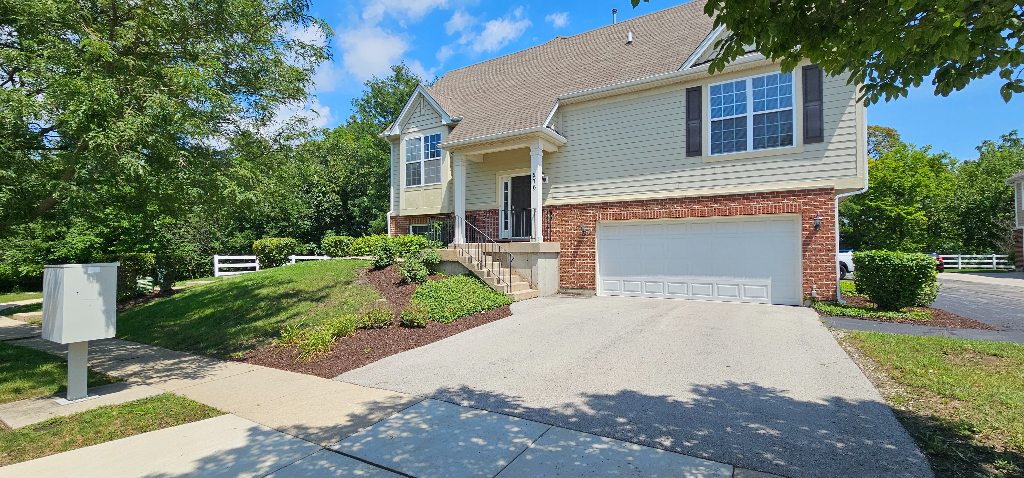 276 Timber Ridge Court Joliet, IL 60431 - Photo 3 of 15