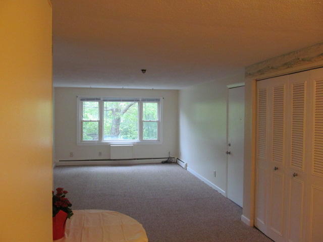913 State Road, Unit 11 Plymouth, MA 02360 - Photo 5 of 14 IMG_0168