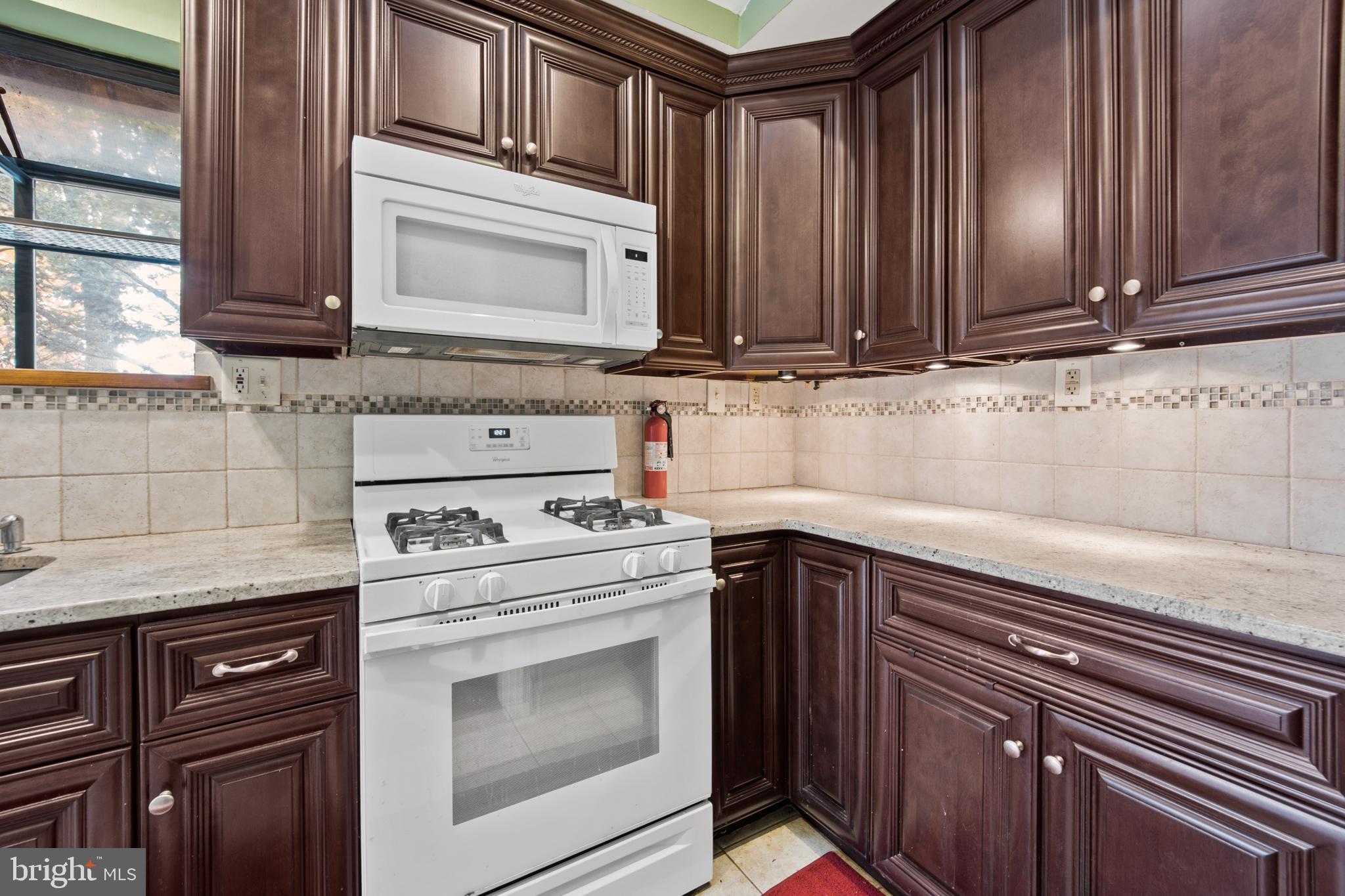 503 Kathmere Road Havertown, PA 19083 - Photo 14 of 41