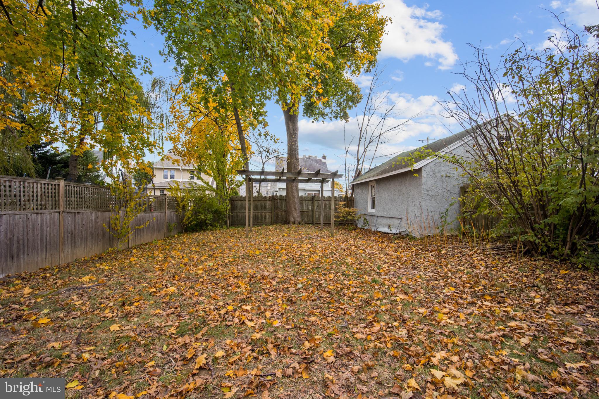 503 Kathmere Road Havertown, PA 19083 - Photo 4 of 41