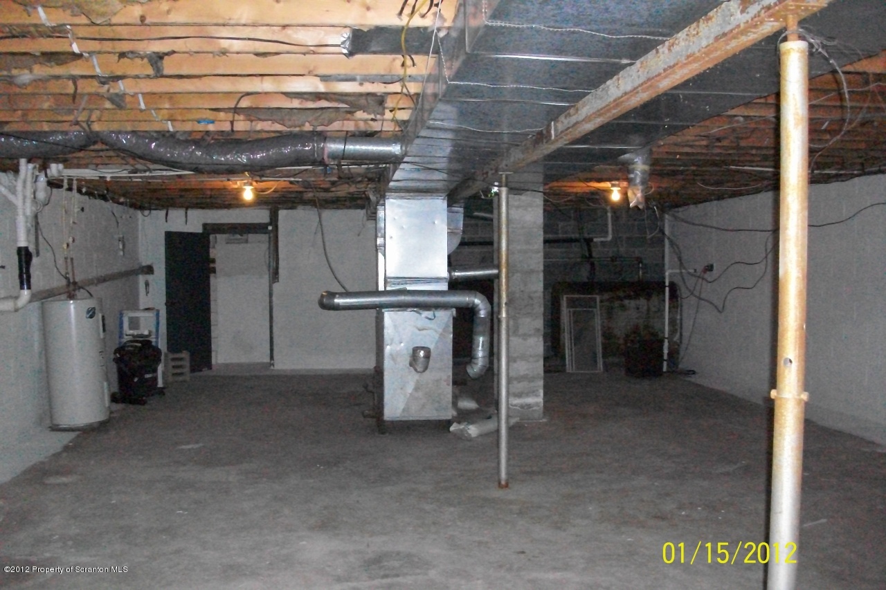 424 Martini Road Moscow, PA 18444 - Photo 23 of 25 Gallery Image 23