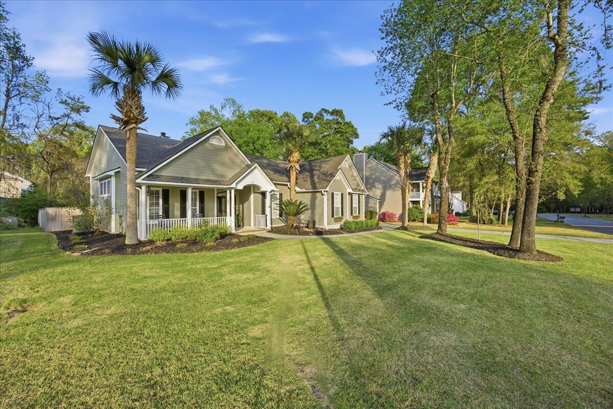141 Old Course Road Summerville, SC 29485 - Photo 1 of 49 01-141_Old_Course_Road_001