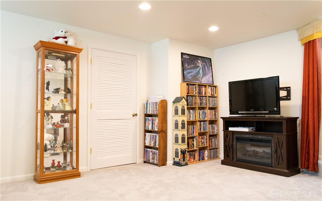 2430 Hemphill Road Dayton, OH 45440 - Photo 55 of 56 Gallery Image 55