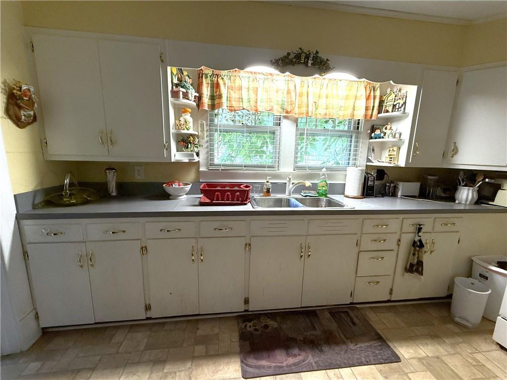 210 West Perry Street Arma, KS 66712 - Photo 9 of 19