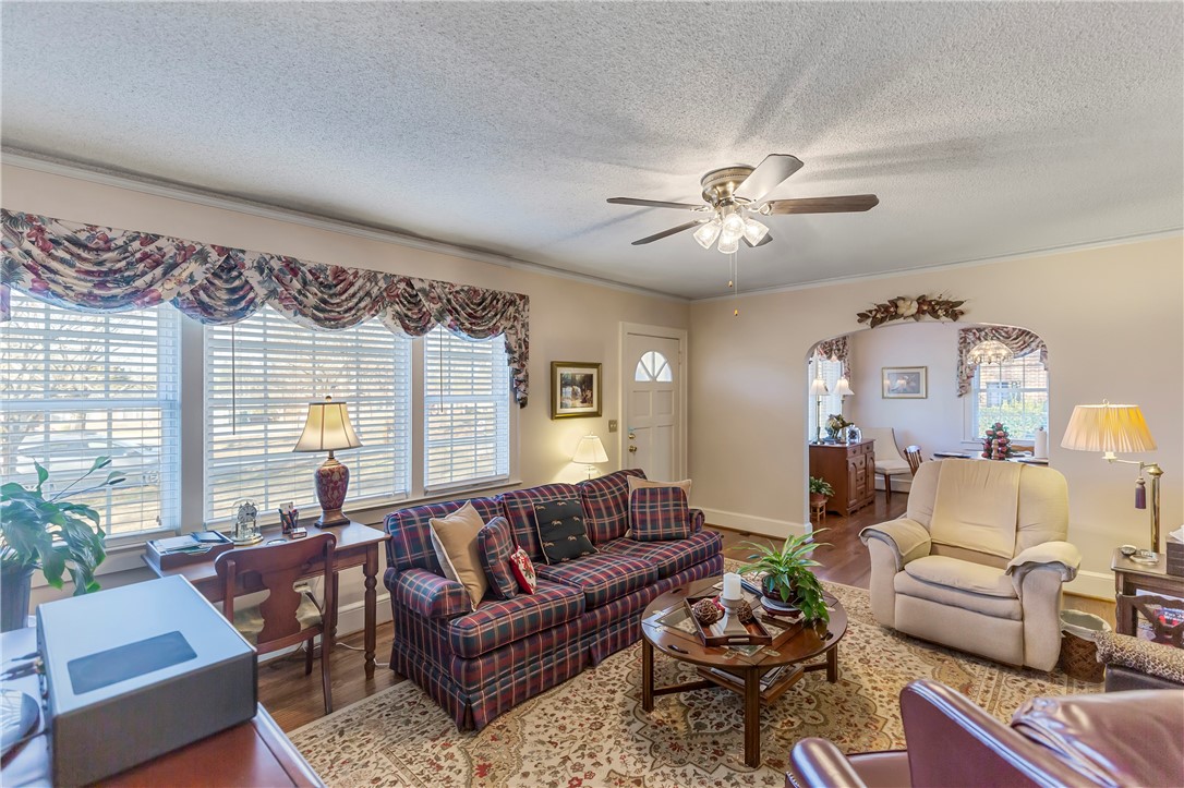 305 Jeb Stuart Avenue Anderson, SC 29625 - Photo 5 of 36 Gallery Image 5