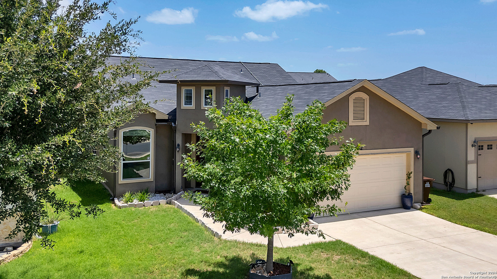 3922 Key W Way Converse, TX 78109 - Photo 3 of 38
