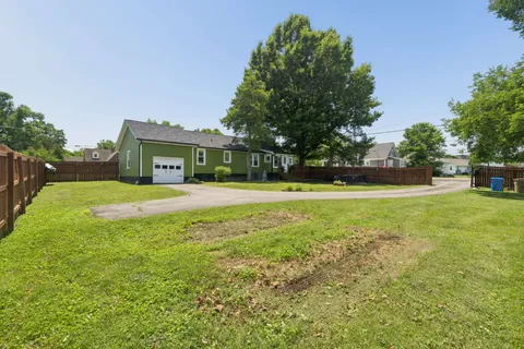 $359,000 | 300 Drake Street, Goodlettsville, TN 37072