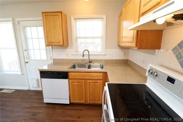 $1,595 | 2324 Maybrook Drive, Raleigh, NC 27610