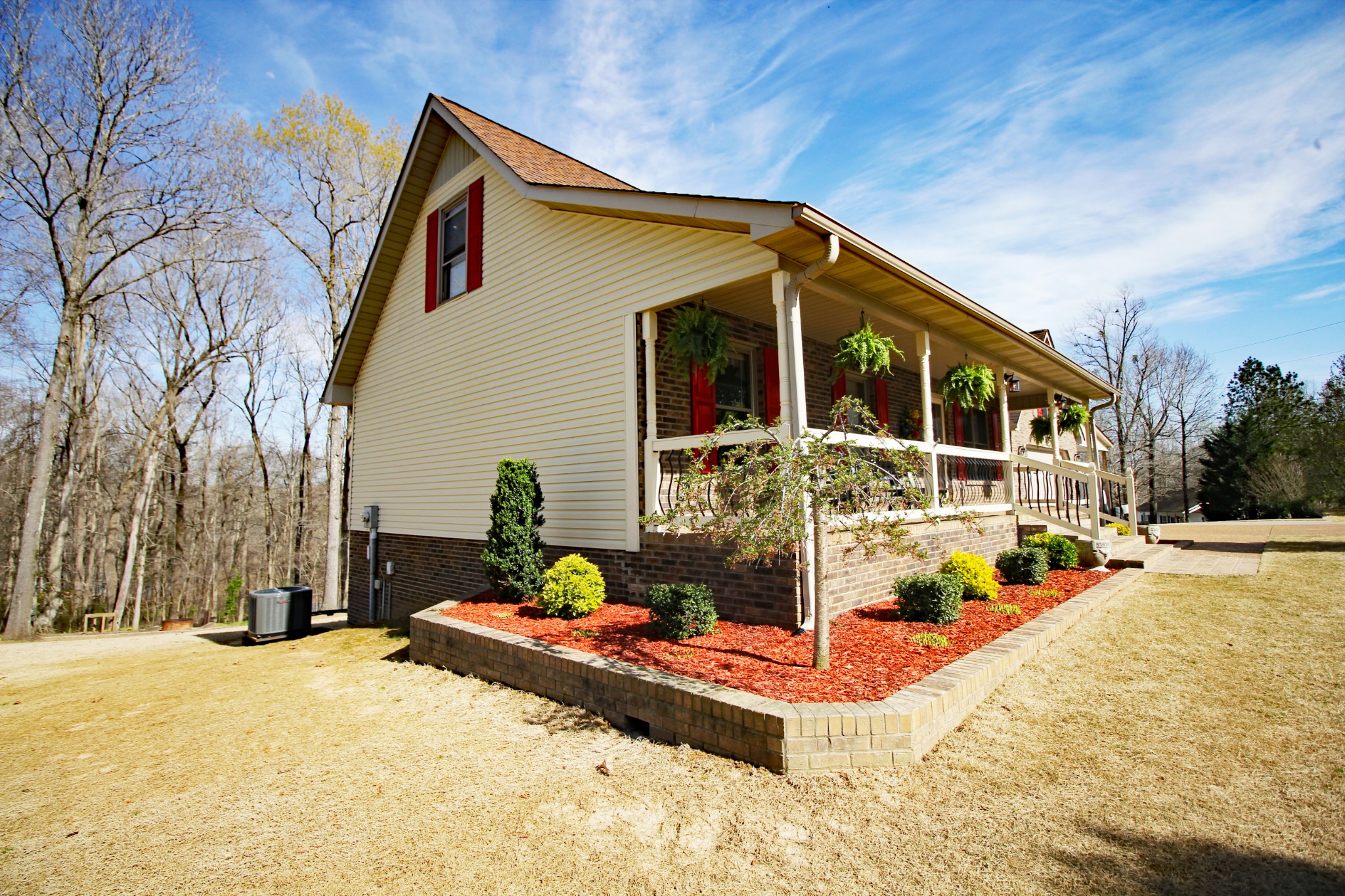 205 Crow Road Dover, TN 37058 - Photo 2 of 44 Gallery Image 2