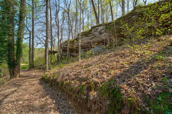 $550,000 | 10227 Lorainne Road, Leopold, IN 47551