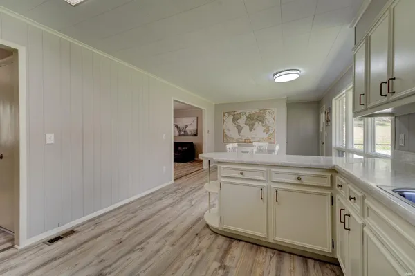 $550,000 | 10227 Lorainne Road, Leopold, IN 47551