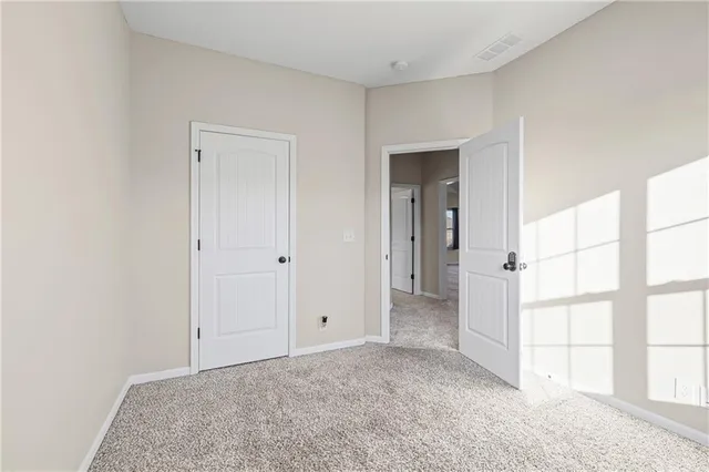 $345,000 | 1402 Southwest 8th Terrace, Oak Grove, MO 64075