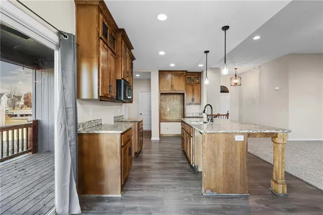 $345,000 | 1402 Southwest 8th Terrace, Oak Grove, MO 64075