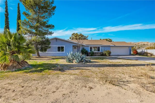 $370,000 | 7010 Airway Avenue, Yucca Valley, CA 92284