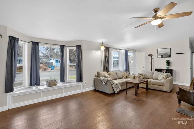 $250,000 | 416 North 4th West, Mountain Home, ID 83647