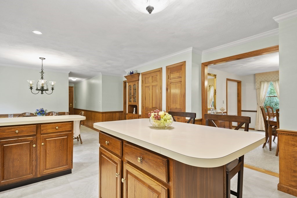46 Spaulding Road Westford, MA 01886 - Photo 14 of 32