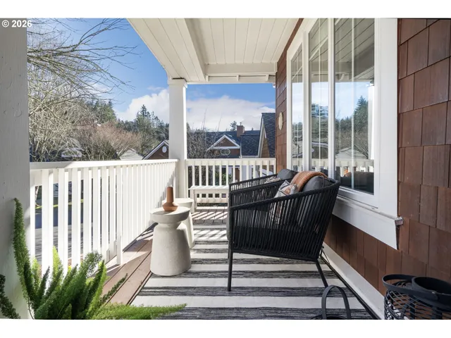 $775,000 | 2523 Northwest Marsden Place, Portland, OR 97229