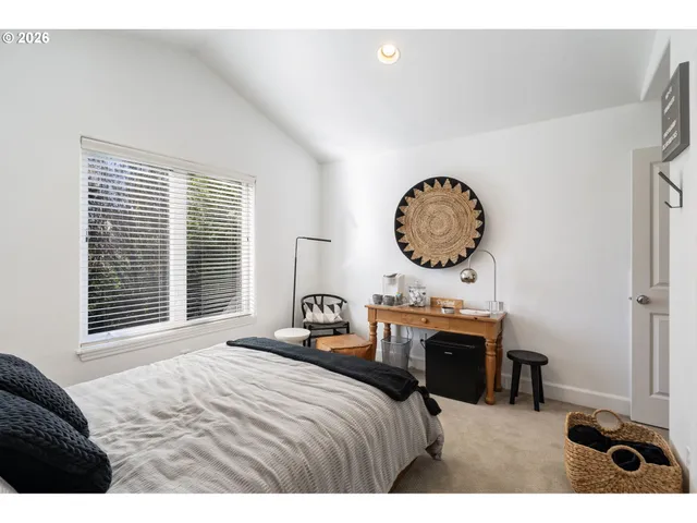 $775,000 | 2523 Northwest Marsden Place, Portland, OR 97229