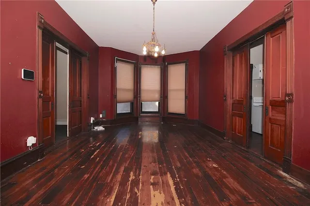 $250,000 | 230 West 4th Avenue, Garnett, KS 66032