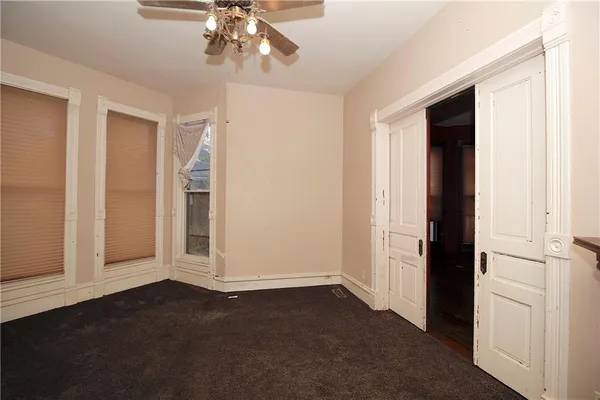 $245,000 | 230 West 4th Avenue, Garnett, KS 66032