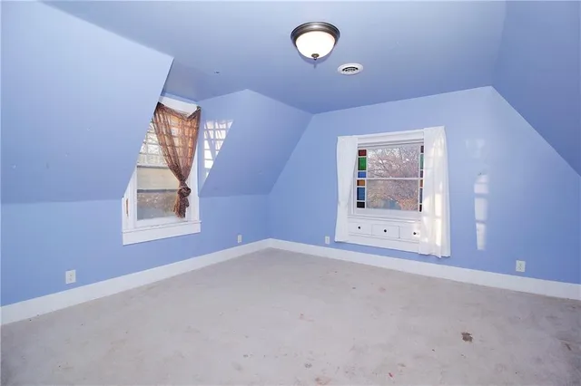 $250,000 | 230 West 4th Avenue, Garnett, KS 66032