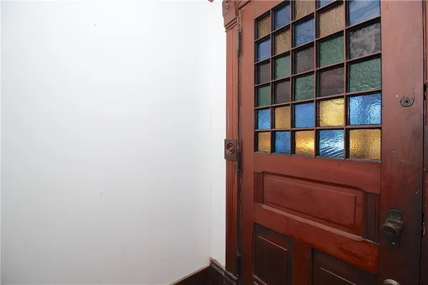 $245,000 | 230 West 4th Avenue, Garnett, KS 66032