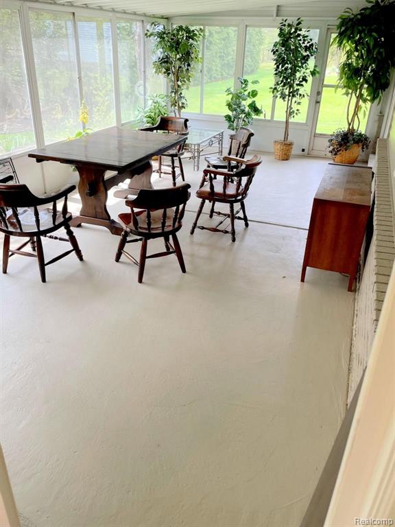 33441 Old Timber Road Farmington, MI 48331 - Photo 25 of 32