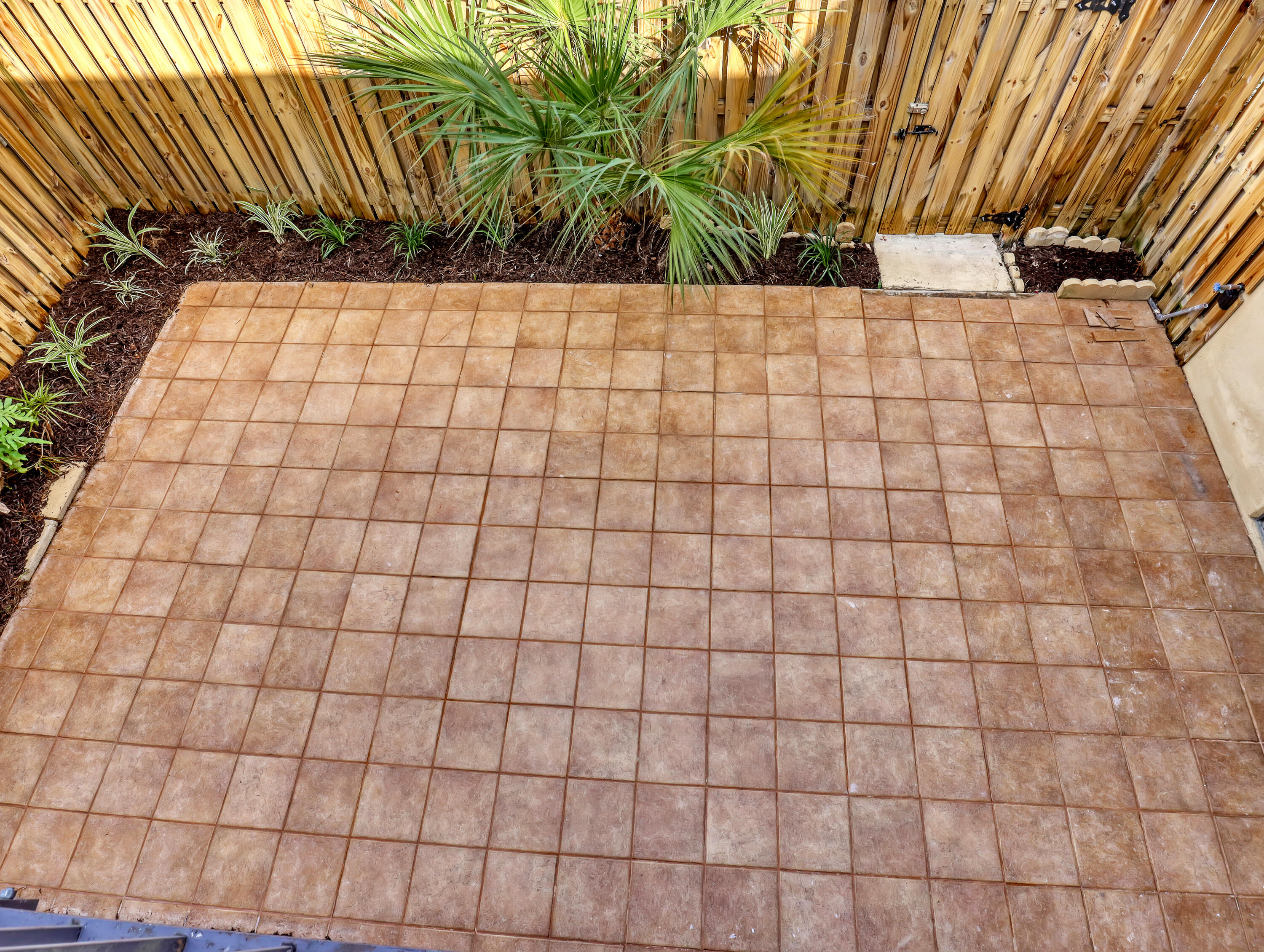 5738 Southeast Windsong Lane, Unit 315 Stuart, FL 34997 - Photo 23 of 32 a close up of a shower