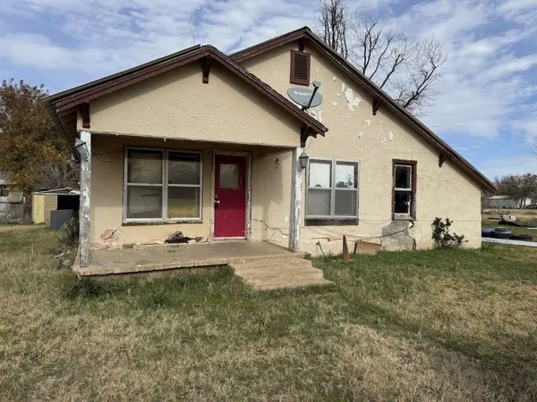 $34,999 | 503 East Reiman Street, Seymour, TX 76380