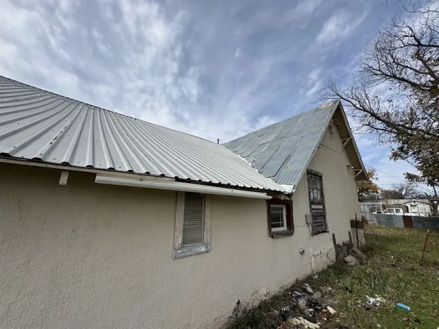 $34,999 | 503 East Reiman Street, Seymour, TX 76380