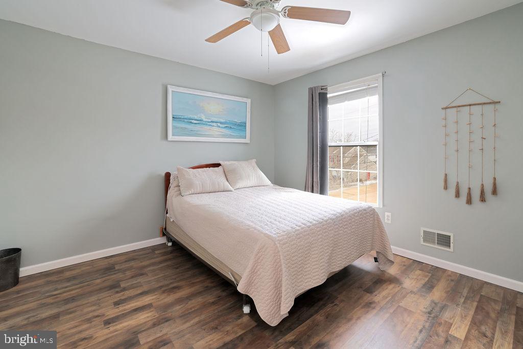 337 Leeward Road Manahawkin, NJ 08050 - Photo 30 of 44 Gallery Image 30