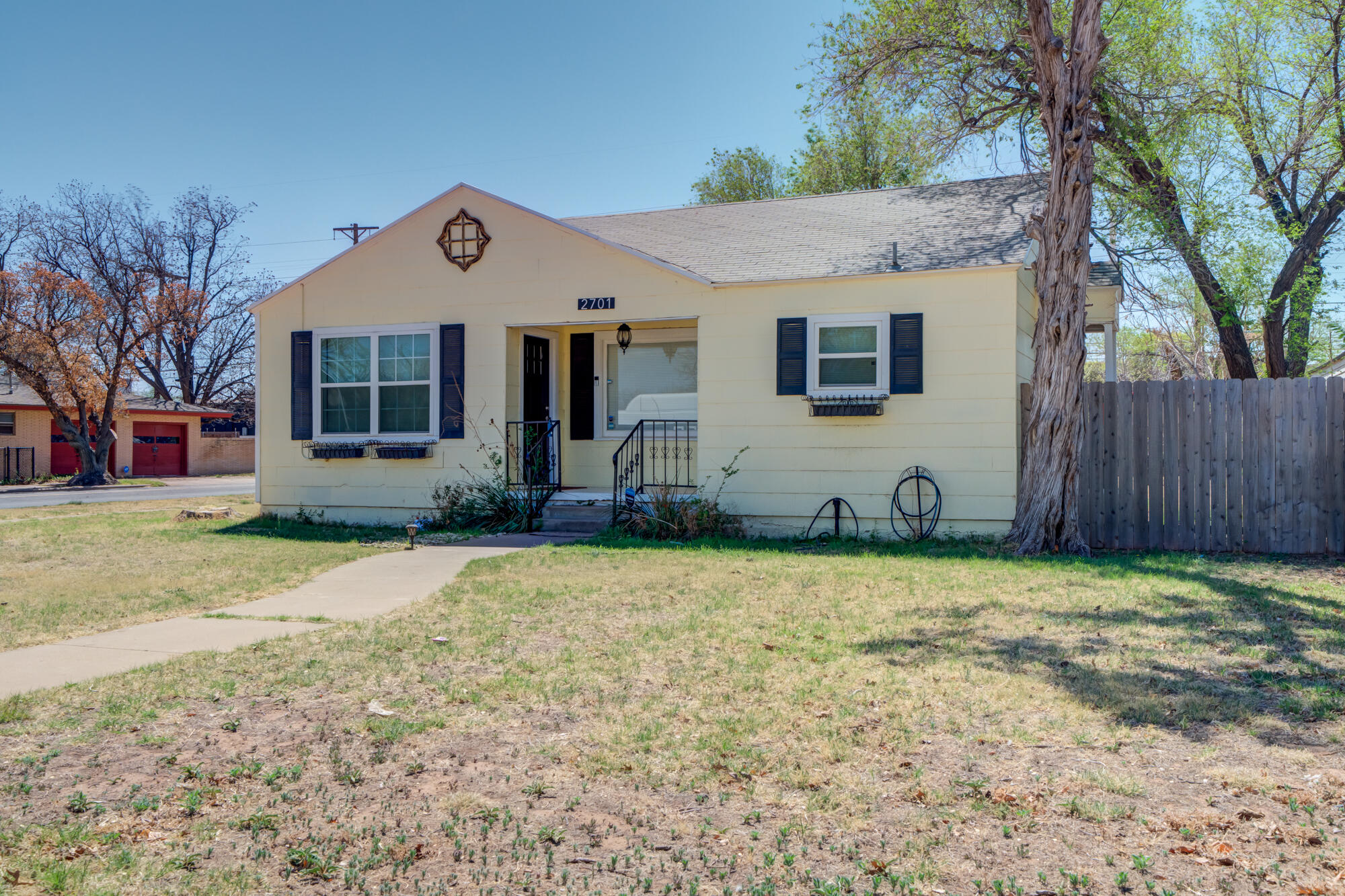2701 33rd Street Lubbock, TX 79410 - Photo 1 of 30 2701-33rd-St_Lubbock_TX_1_Front-Exterior