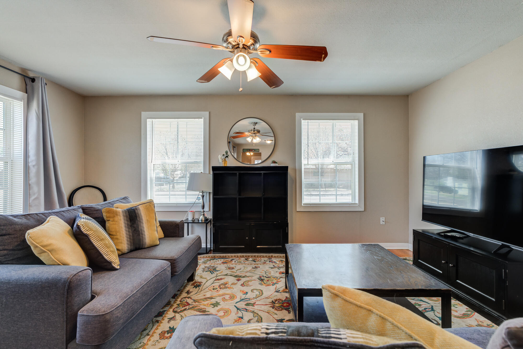 2701 33rd Street Lubbock, TX 79410 - Photo 14 of 30 2701-33rd-St_Lubbock_TX_11_Living-Room