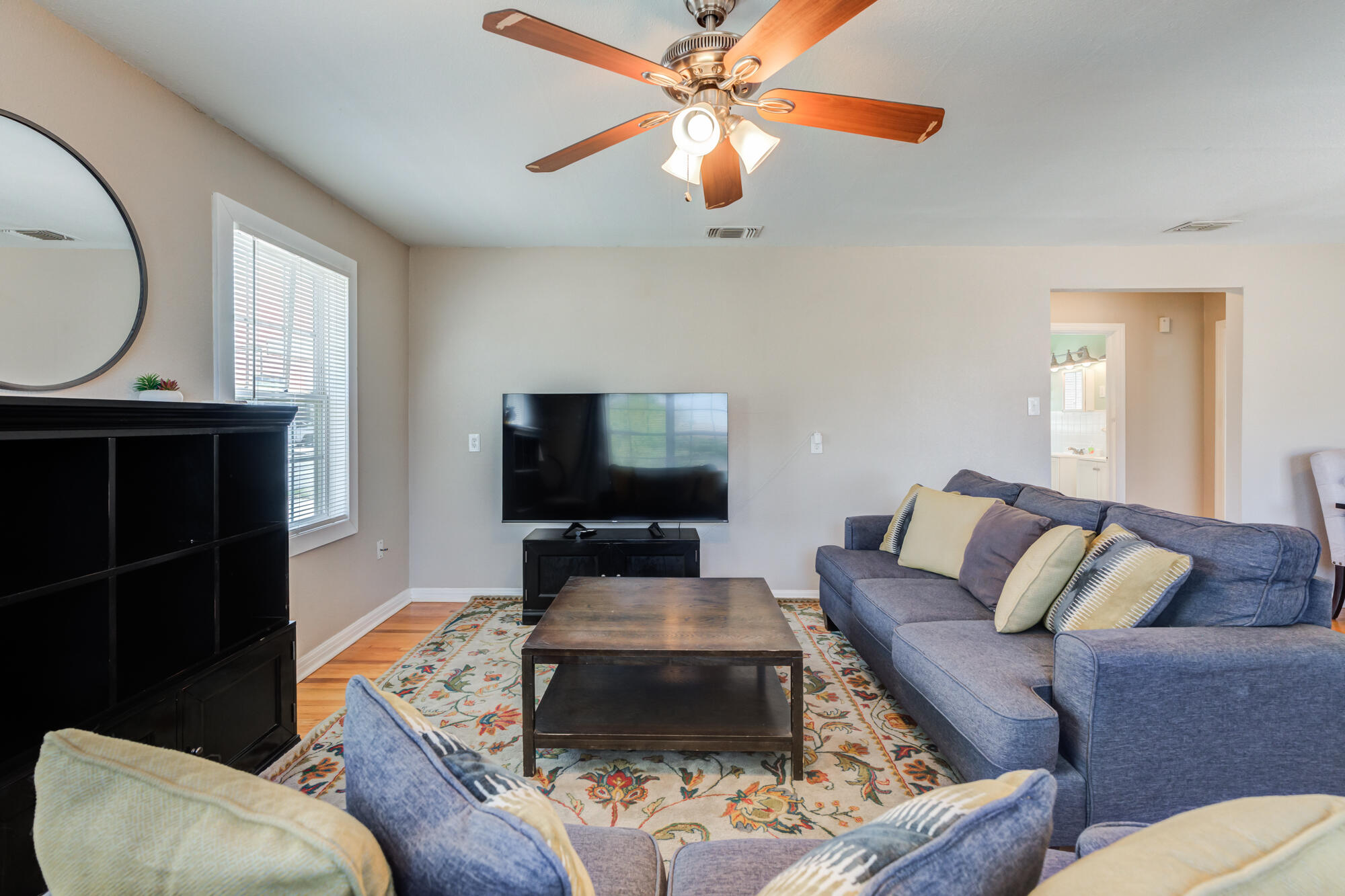 2701 33rd Street Lubbock, TX 79410 - Photo 9 of 30 2701-33rd-St_Lubbock_TX_6_Living-Room