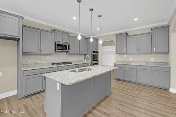 $640,000 | 10874 Wiseman Drive, Olive Branch, MS 38654