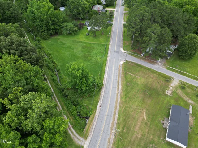 a view of a golf course