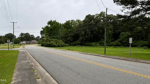 $20,000 | 401 East Main Street, Aulander, NC 27805