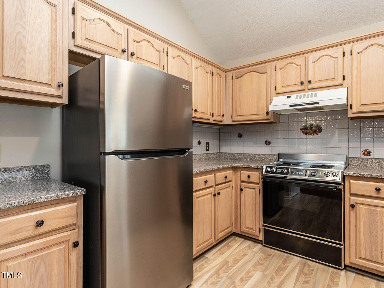 916 Belhaven Road Cary, NC 27513 - Photo 13 of 44 013-1280x960-kitchen