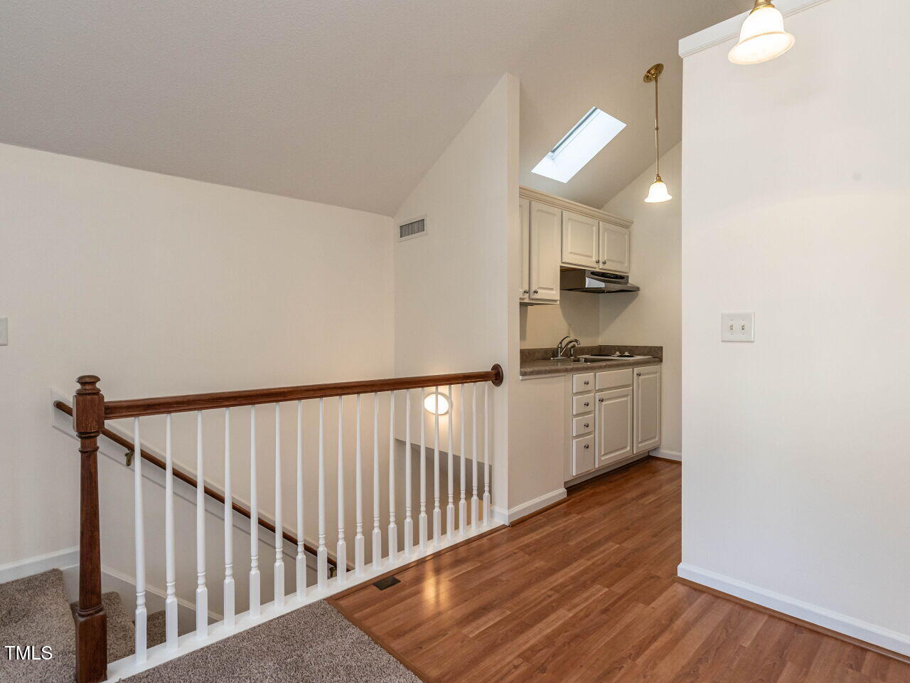 916 Belhaven Road Cary, NC 27513 - Photo 33 of 44 032-1280x960-apartment-dining