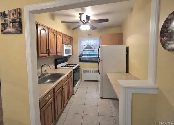 $215,000 | 155-45 81st Street, Unit 18 | Lindenwood
