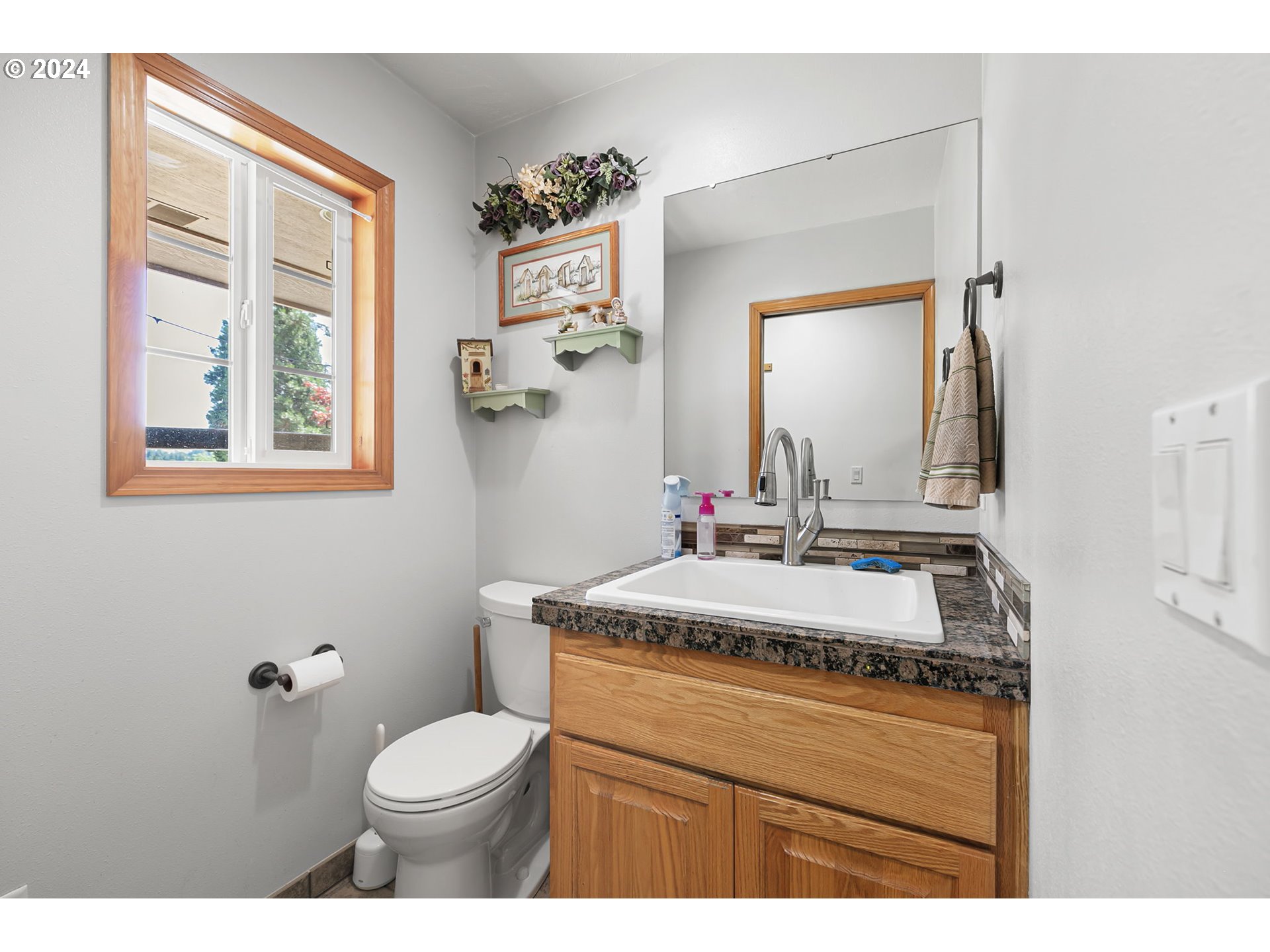 25428 Perkins Road Veneta, OR 97487 - Photo 11 of 42 Gallery Image 11