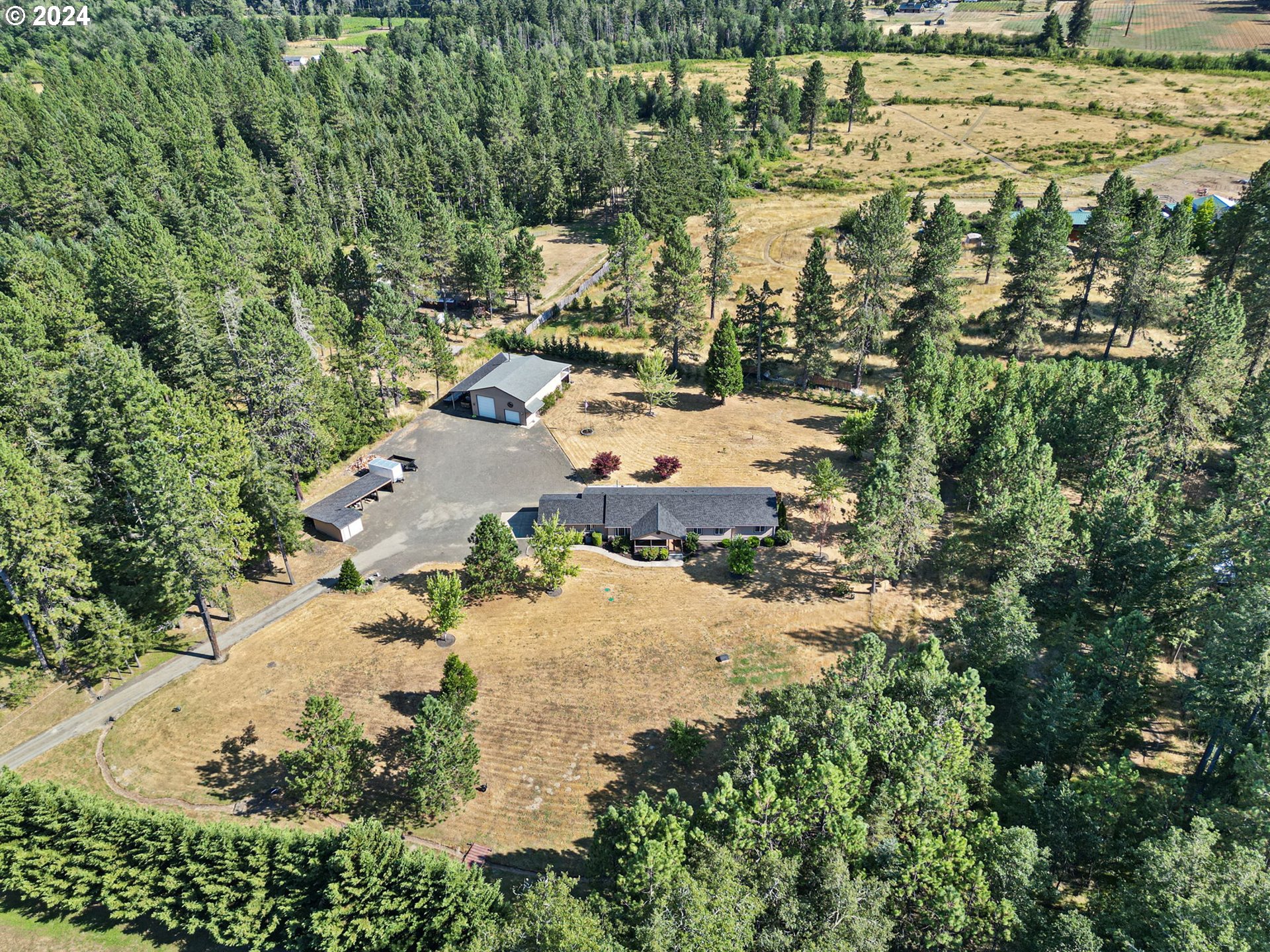 25428 Perkins Road Veneta, OR 97487 - Photo 2 of 42 Gallery Image 2