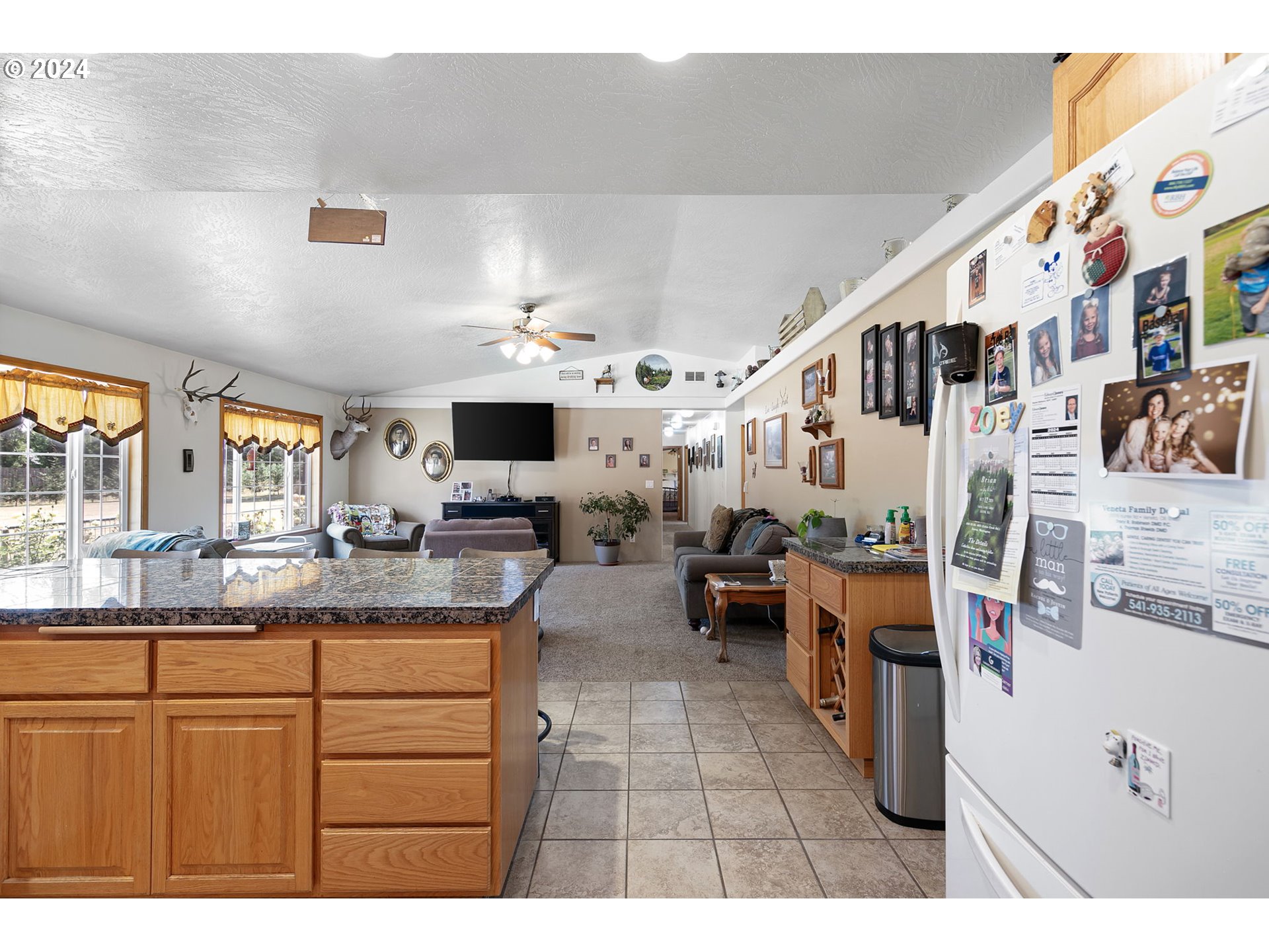 25428 Perkins Road Veneta, OR 97487 - Photo 8 of 42 Gallery Image 8