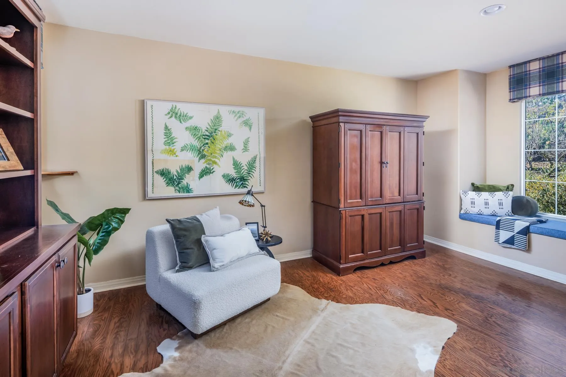 17095 Butterfield Trail Poway, CA 92064 - Photo 21 of 32 Executive Office/Suite