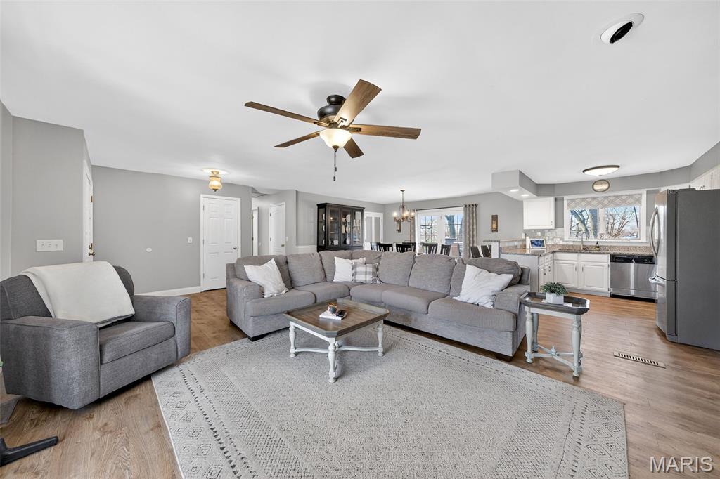 3341 West Adams Street St. Charles, MO 63301 - Photo 2 of 46