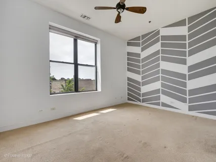 $3,300 | 1 South Leavitt Street, Unit 407, Chicago, IL 60612